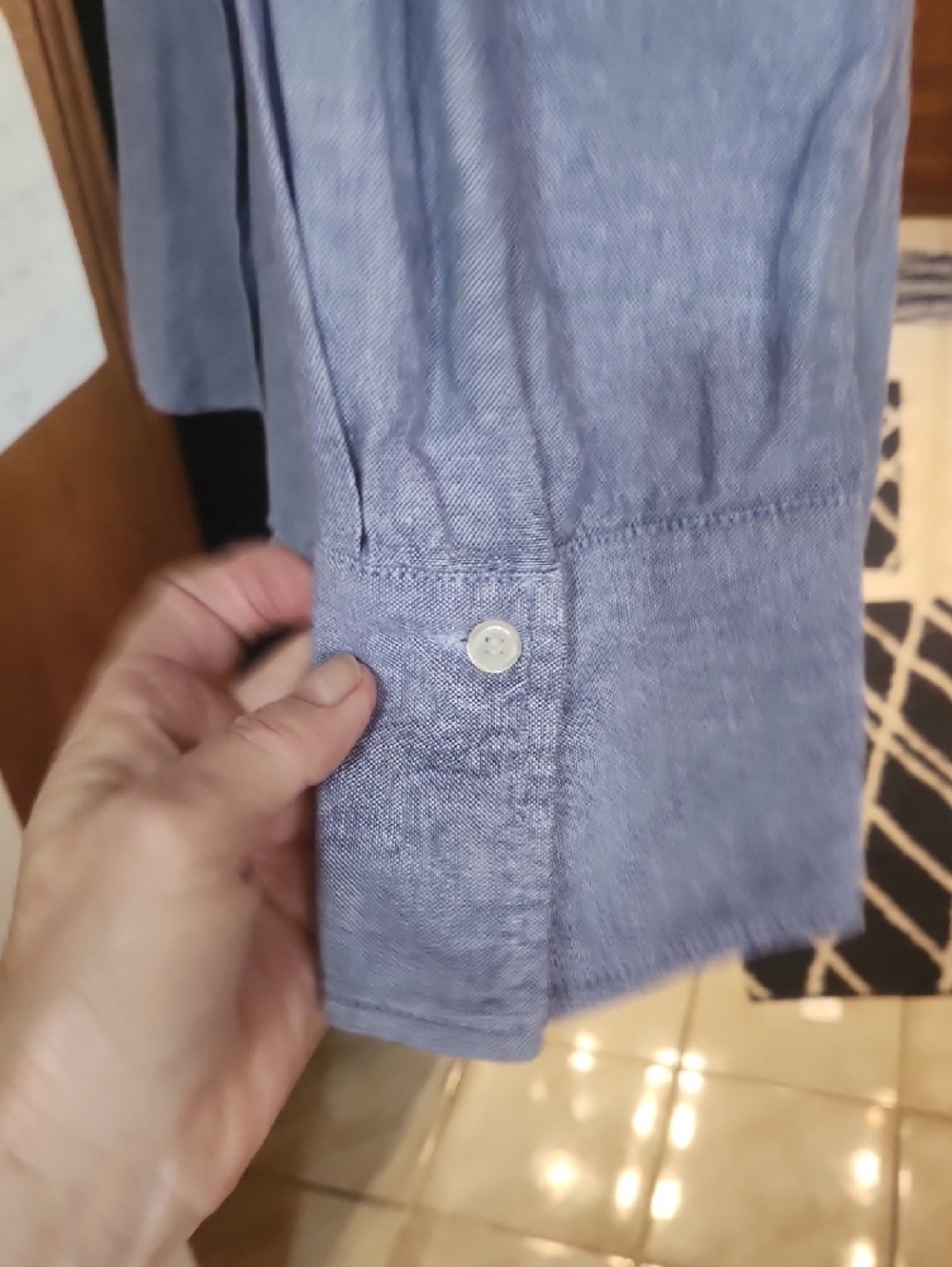 MAX STUDIO Soft Chambray Blue Button-Front Shirt - Picture 3 of 7